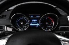 Mercedes-Benz GL GL 350d 4Matic 7 míst