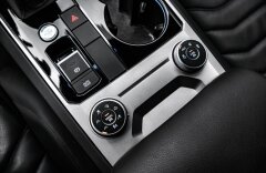 Volkswagen Touareg R-line, 210kW, Vzduch, IQ-Light