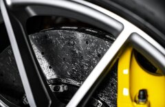 Ferrari 812 Superfast V12, passenger, lift, CZ