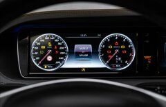 Mercedes-Benz Třídy S S500 4M Long, Burmester, Televize