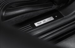 Aston Martin DB11 5,2 V12, LED, 360, B&O
