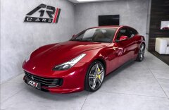 Ferrari GTC4 Lusso GTC4Lusso V12, JBL, rosso Maranello, CZ