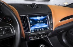 Maserati Levante S, panorama, CZ
