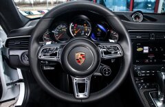 Porsche 911 Turbo S Aerokit, lift systém, individual, kamera