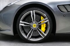 Ferrari GTC4 Lusso V12, PANORAMA, VENTILACE, JBL, 360°