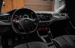 Volkswagen Polo 1,0 TSI BMT R-Line HIGHLINE, ZÁRUKA