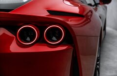 Ferrari 812 Superfast V12, passenger, lift, CZ
