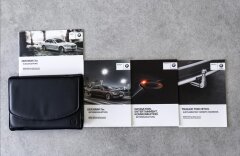 BMW Řada 7 750d xDrive, noční, HUD, asistenty