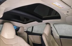 Tesla Model S 85D, panorama, CZ