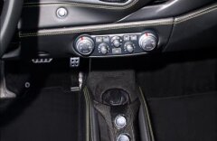 Ferrari 488 KARBON PAKET,LIFT,SKLADEM