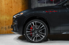 Maserati Levante BR TROFEO, Bowers&Wilkins, Karbón, ACC