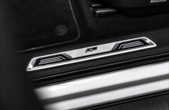 Volkswagen Touareg R-line, 210kW, Vzduch, IQ-Light
