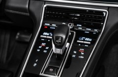 Porsche Panamera 4S Diesel, pano, Matrix, Sport chrono, nezávislé