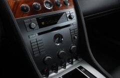 Aston Martin DB9 5,9 KUPÉ 5.9 TOUCHTRONIC, MANSORY