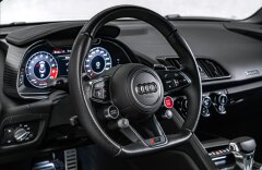 Audi R8 V10 plus FSI quattro, karbon, keramiky