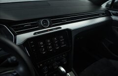 Volkswagen Passat 2,0 VARIANT HIGHLINE, DYNAUDIO, PANO, NAVI
