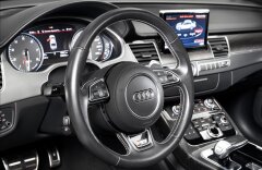 Audi S8 4.0 TFSI quattro, keramiky, karbon, B&O