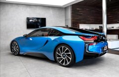 BMW i8 coupe hybrid 170+96 kW