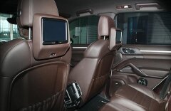 Porsche Cayenne S, Max. výbava, Zadní DVD, TV