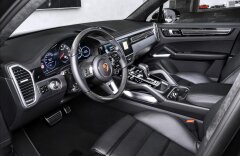 Porsche Cayenne Turbo model 2019, Matrix, ACC, panorama