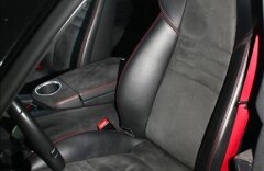Porsche Panamera GTS, Alcantara