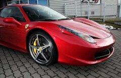 Ferrari 458 Rosso Fuoco CarbonSeats