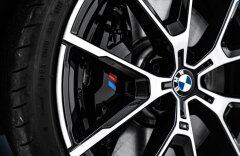 BMW Řada 8 840i xDrive Cabrio, Laser