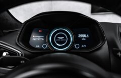 Aston Martin DB11 5,2 V12, LED, 360, B&O