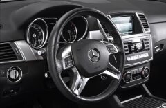 Mercedes-Benz Třídy M ML 350 CDI 4Matic AMG, vzduch, alcantara, CZ