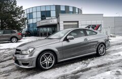 Mercedes-Benz Třídy C C63 amg coupe V8 6,3
