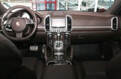 Porsche Cayenne S, Max. výbava, Zadní DVD, TV
