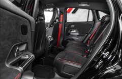 Mercedes-Benz GLA 45 S AMG 4M, Performance