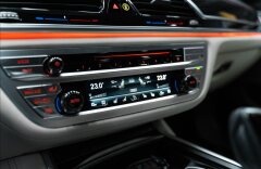 BMW Řada 7 3,0 730d xDrive, M SPORT, H/K, LASER, MASÁŽE