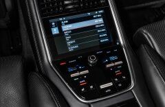 Porsche Panamera 4S Diesel, pano, Matrix, Sport chrono, nezávislé
