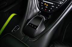Aston Martin DB11 V12 AMR, full carbon, záruka!