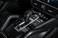 Porsche Cayenne GTS, panorama, soft, asistenty