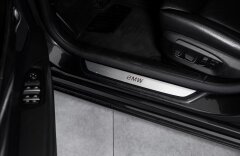 BMW Řada 7 750d xDrive, noční, HUD, asistenty