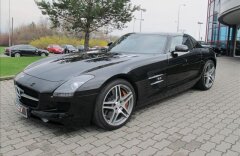 Mercedes-Benz SLS AMG 6,3 keramické brzdy Carbon paket B&O