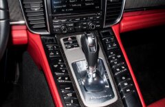 Porsche Panamera Turbo, Burmester, PDCC, Sport chrono, TV/DVD, CZ