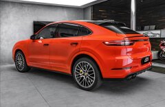 Porsche Cayenne Turbo, Keramiky, PDCC, Burmester, Akrapovič