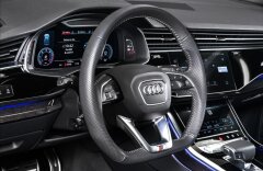 Audi Q8 50 TDI S-line, HD matrix, B&O, CZ