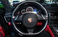 Porsche Panamera Turbo, Burmester, PDCC, Sport chrono, TV/DVD, CZ