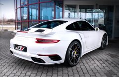 Porsche 911 Turbo S Aerokit, lift systém, individual, kamera