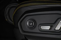 Lamborghini Urus V8 Night, panorama, 23" kola, B&O, 360°