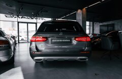 Mercedes-Benz Třídy E 2,0 220 d 4MATIC T-MODELL ALL-TERRAIN, LED