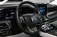Lincoln Navigator Black Label