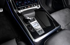Audi Q8 50 TDI S-line, HD matrix, B&O, CZ