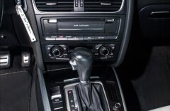 Audi S5 4.2 FSI quattro, Drive select, B&O sound, CZ