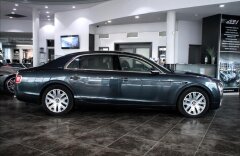 Bentley Continental Flying Spur W12 Mulliner, entertainment