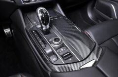 Maserati Levante S Gransport SQ4, model 2018, servodověry, asistent